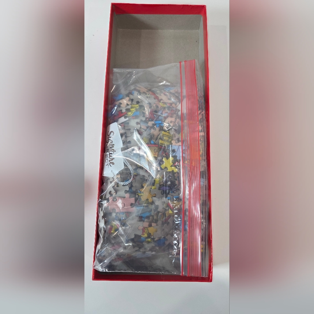 Wonder Woman Puzzle Plush - Picture 2 of 4